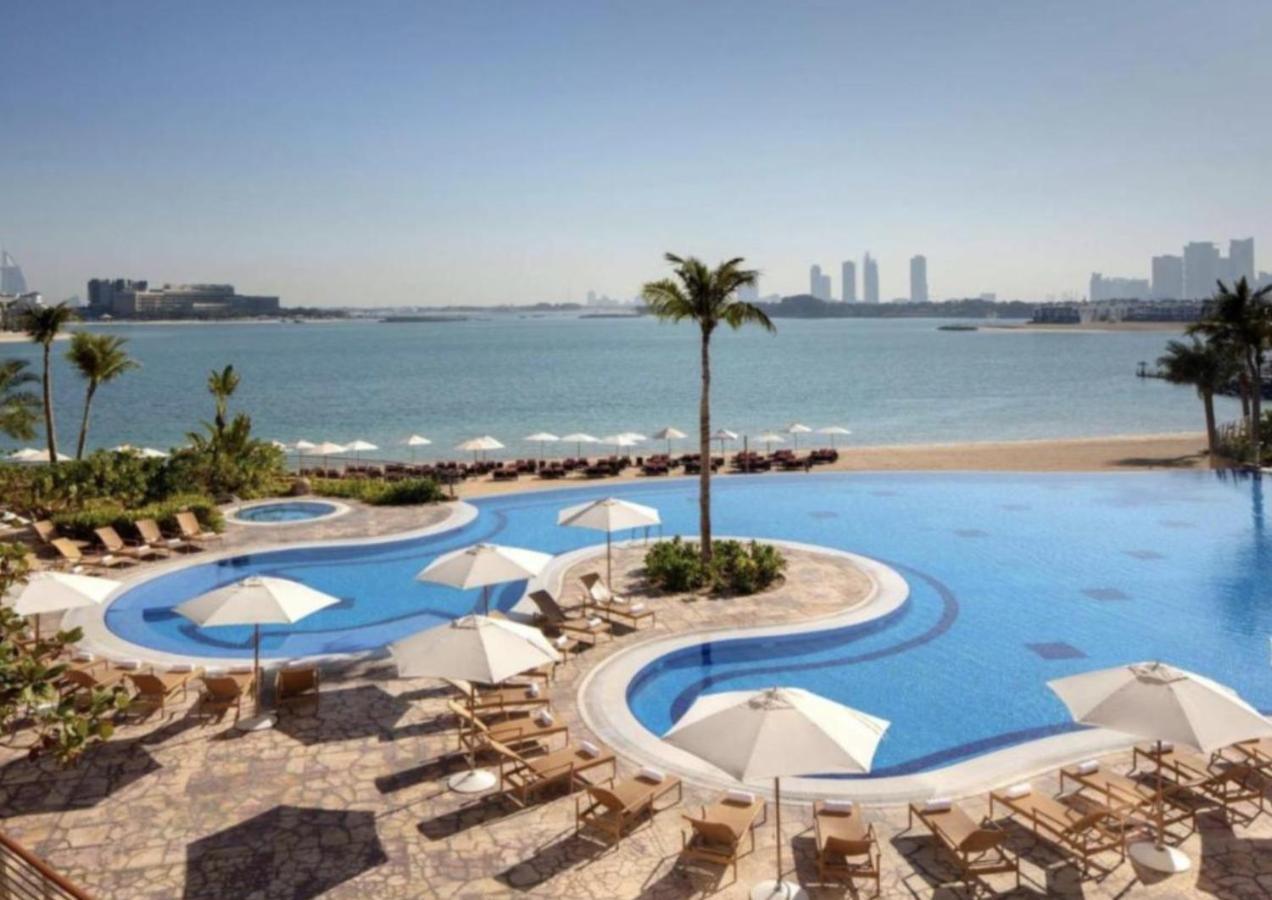 Tiara - Luxury Palm Jumeirah - Private Beach And Pool! Lägenhet Dubai Exteriör bild